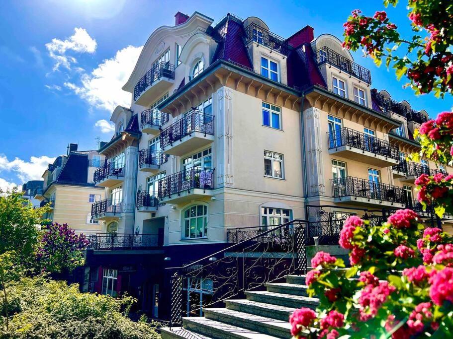 Sea Promenade Luxury Apartment 슈비노우이스쳬 외부 사진