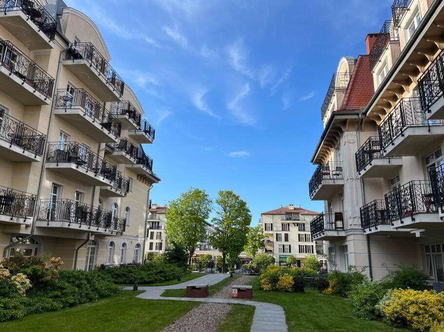 Sea Promenade Luxury Apartment 슈비노우이스쳬 외부 사진
